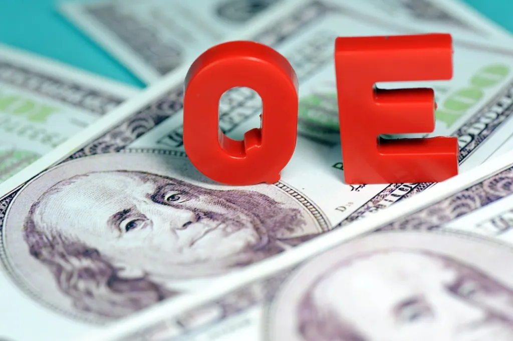 QE-r