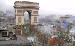 France Paris Civil Unrest Yellow Vest 12 1 2018 300x187