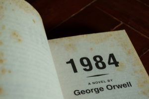 1984 George Orwell 300x200