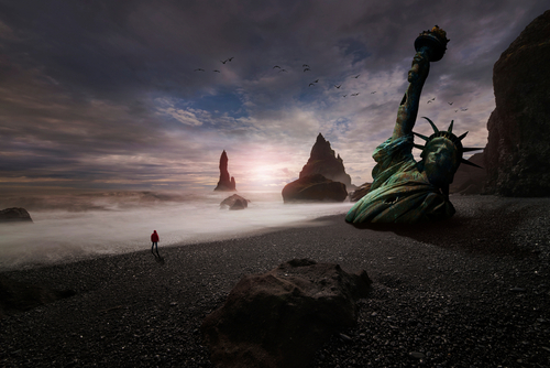NY Statue Liberty Burried Planet Apes