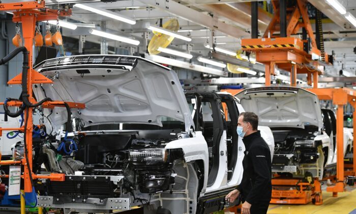 US-POLITICS-BIDEN-AUTOMOBILE-ENVIRONMENT-GM-ENERGY