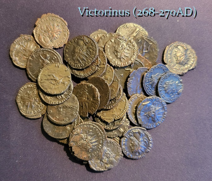 Victorinus AE Horad XF