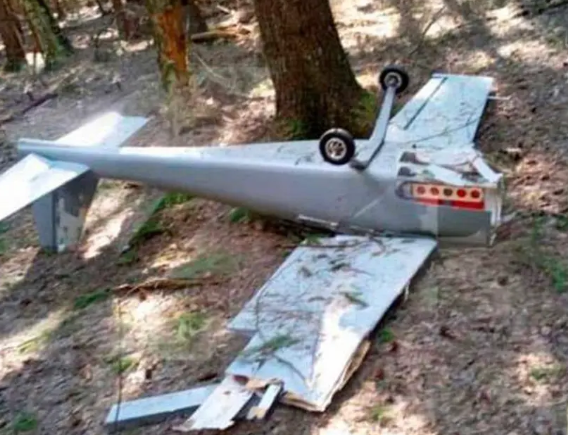 Ukraine_Drone to Target Putin 4-27-23