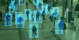 Scanning,The,Crowd,Of,People,Walking,At,The,Railway,Station.